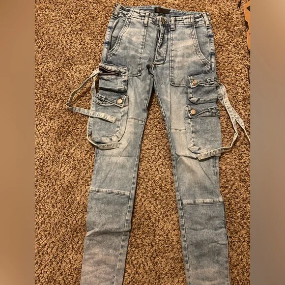 Selling amiri jeans (used)